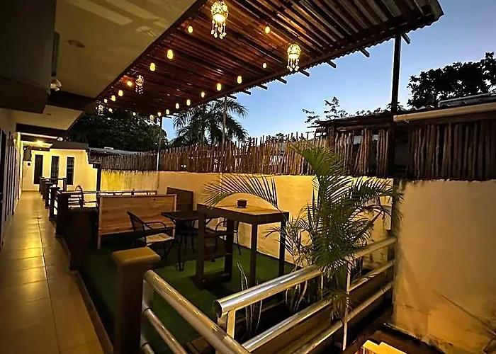 White Playa Hotel 2*