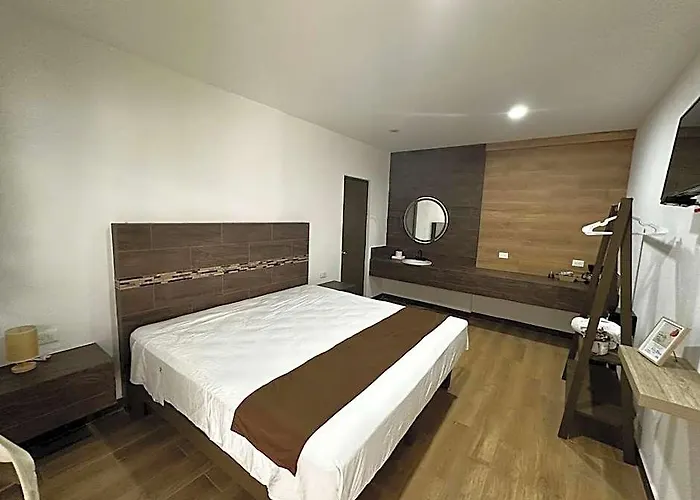 White Playa Hotel 2*